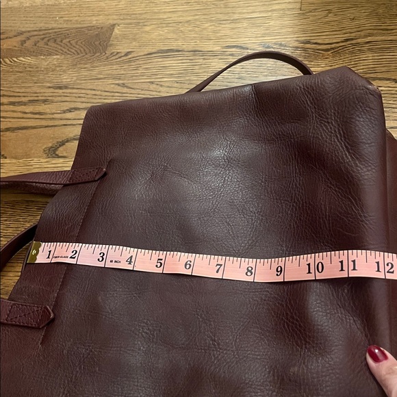 Madewell Medium transporter Tote in Burgundy - Picture 14 of 14